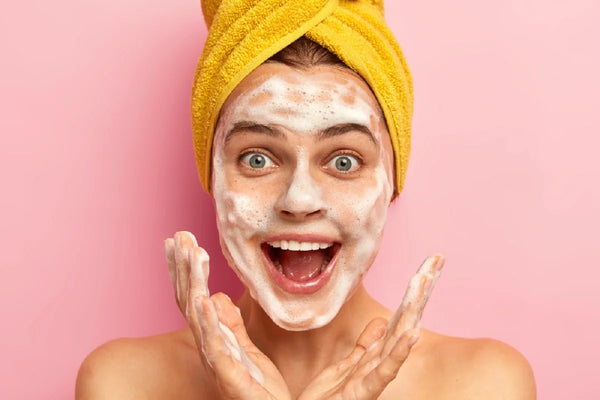 How To Pick The Right Face Wash Based On Your Skin Type?